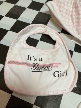 Gucci Baby Bib - Pink "It's a Gucci Girl" onesie and hat